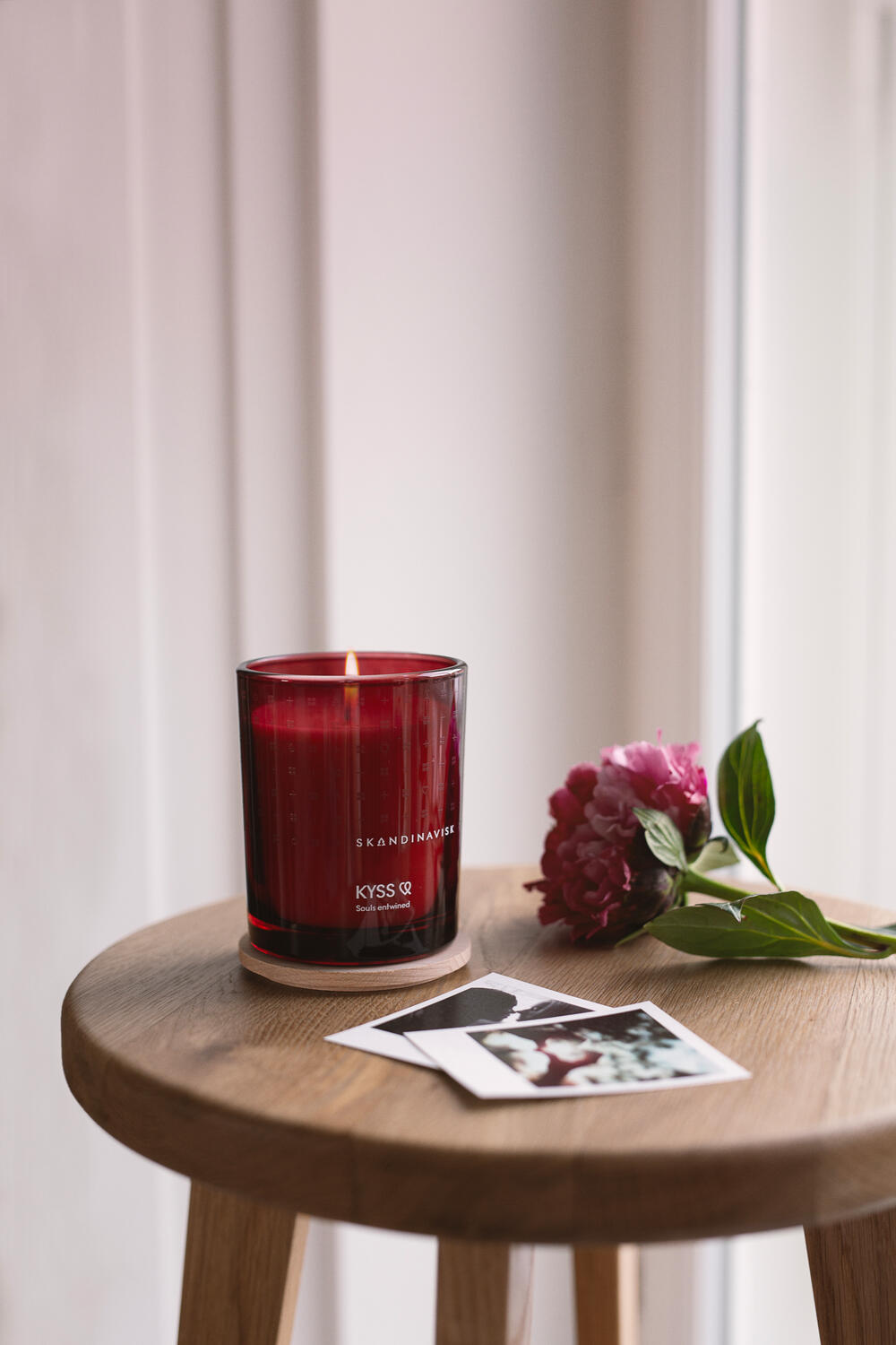 KYSS duftlys, 200g - Cherry red